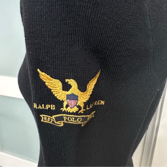 Ralph Lauren Blue Label 100% Wool Turtleneck
Sweater Small Navy Blue Eagle Crest - Picture 4 of 12